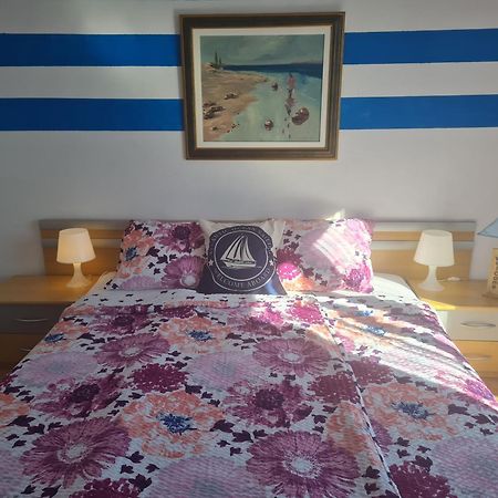 Apartmani Elena マリンスカ エクステリア 写真