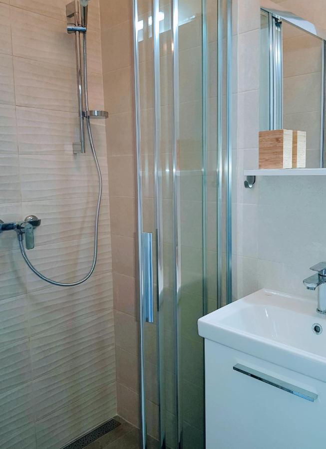 Apartmani Elena マリンスカ エクステリア 写真