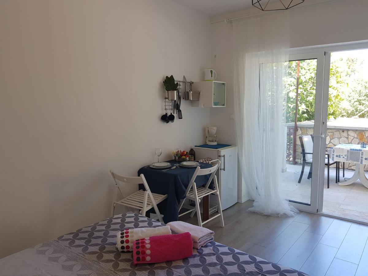 Apartmani Elena マリンスカ エクステリア 写真