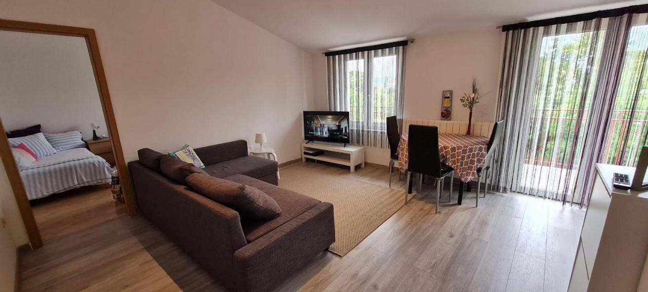 Apartmani Elena マリンスカ エクステリア 写真